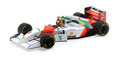 Formule1-1/18-Minichamps-Mclaren MP4/8 w. drapeau '93